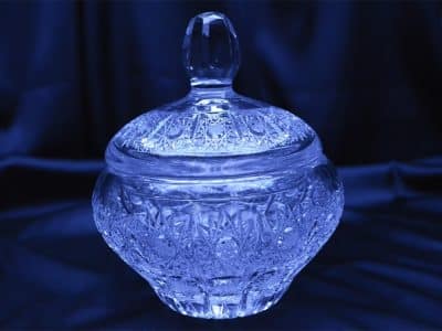 Krištálová brúsená dóza 16 cm s viečkom