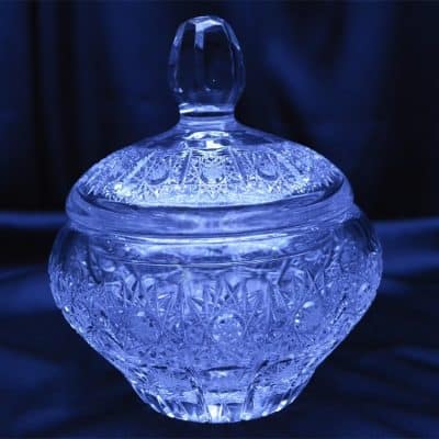 Krištálová brúsená dóza 16 cm s viečkom
