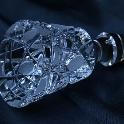 Krištáľová brúsená whisky fľaša 550 ml