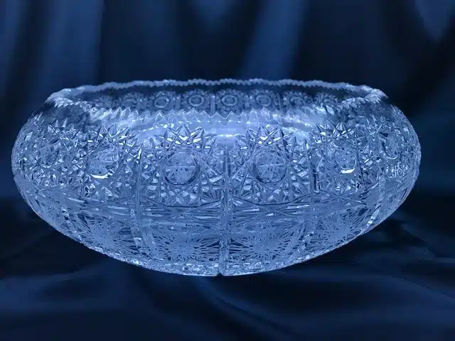 Geschliffene Kristallschale 25 cm