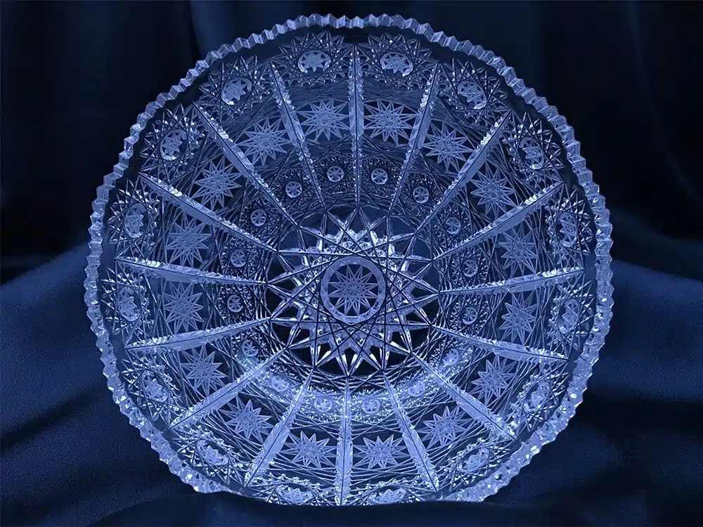 Geschliffene Kristallschale 14 cm