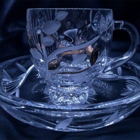 Kristallgeschliffene Tassen 150 ml, handbemalt mit Gold, 6er-Set