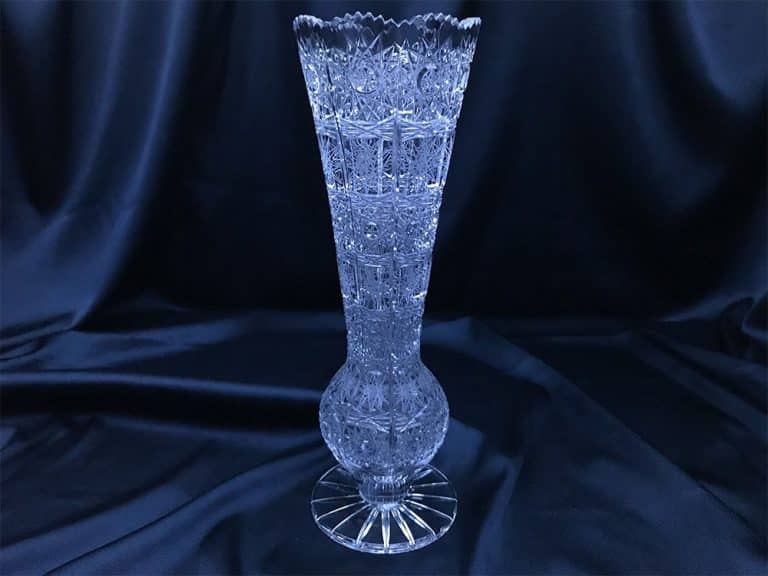 Geschliffene Kristallvase 27 cm