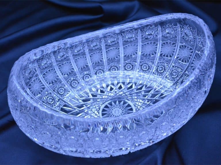 Geschliffene Kristallschale 26 cm