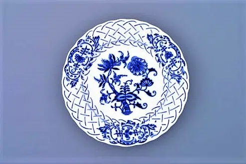 Zwiebelmuster - Prägeteller 27 cm - Original Zwiebelmuster 1. Wahl