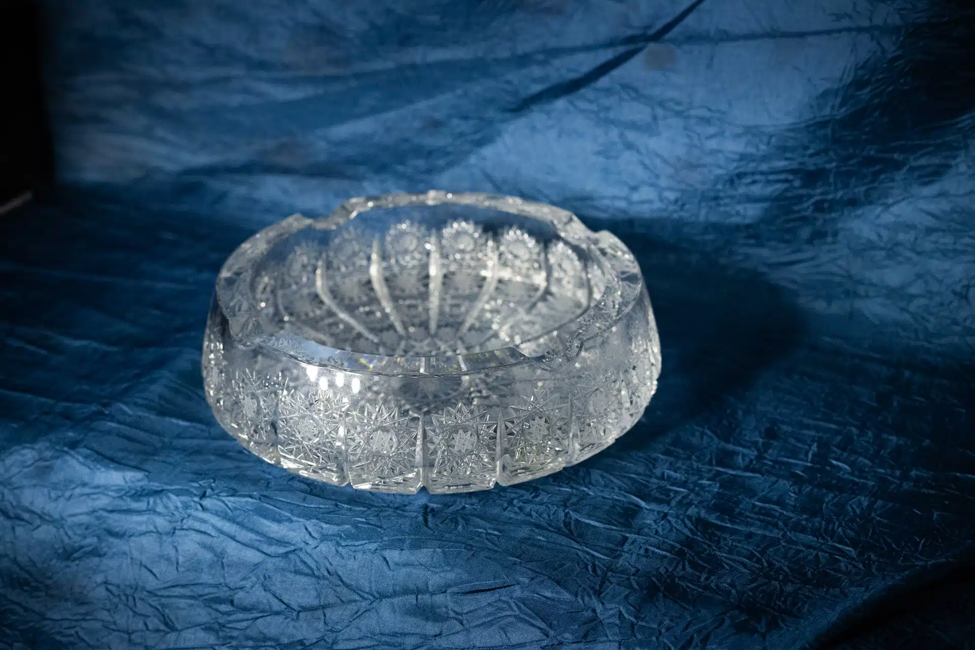 Aschenbecher mit Kristallschliff, 20 cm – Bild 5