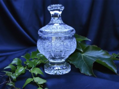 Geschliffenes Kristallglas 16,5 cm mit Deckel – Bild 4