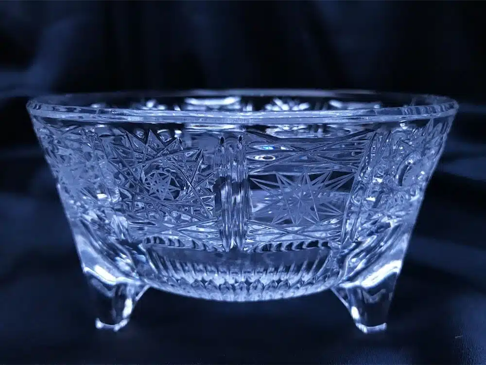 Geschliffenes Kristallglas 14 cm mit Deckel – Bild 3