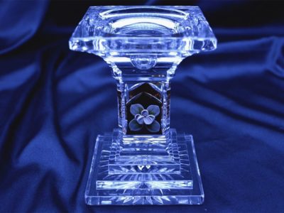 Kerzenhalter im Kristallschliff, 13,5 cm, handbemalt – Bild 2