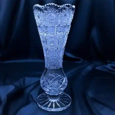 Geschliffene Kristallvase 20 cm