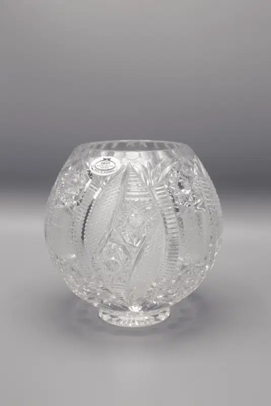 Kristallgeschliffene Kugelvase ÚSVIT 15 cm