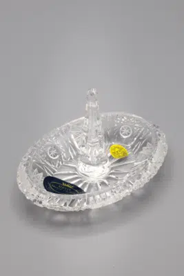 Ring mit Kristallschliff ÚSVIT 10 cm