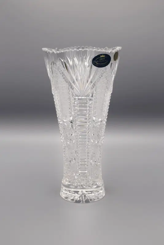 Geschliffene Kristallvase ÚSVIT 20 cm
