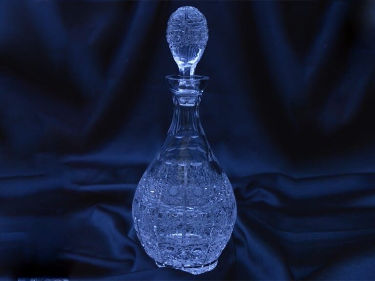 Kristallgeschliffene Whiskyflasche 550 ml